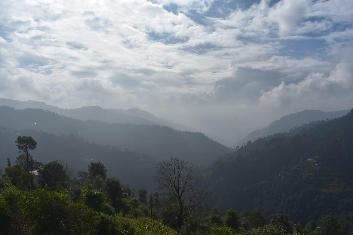Shimla Hills Apartments 2Bhk Quarto foto